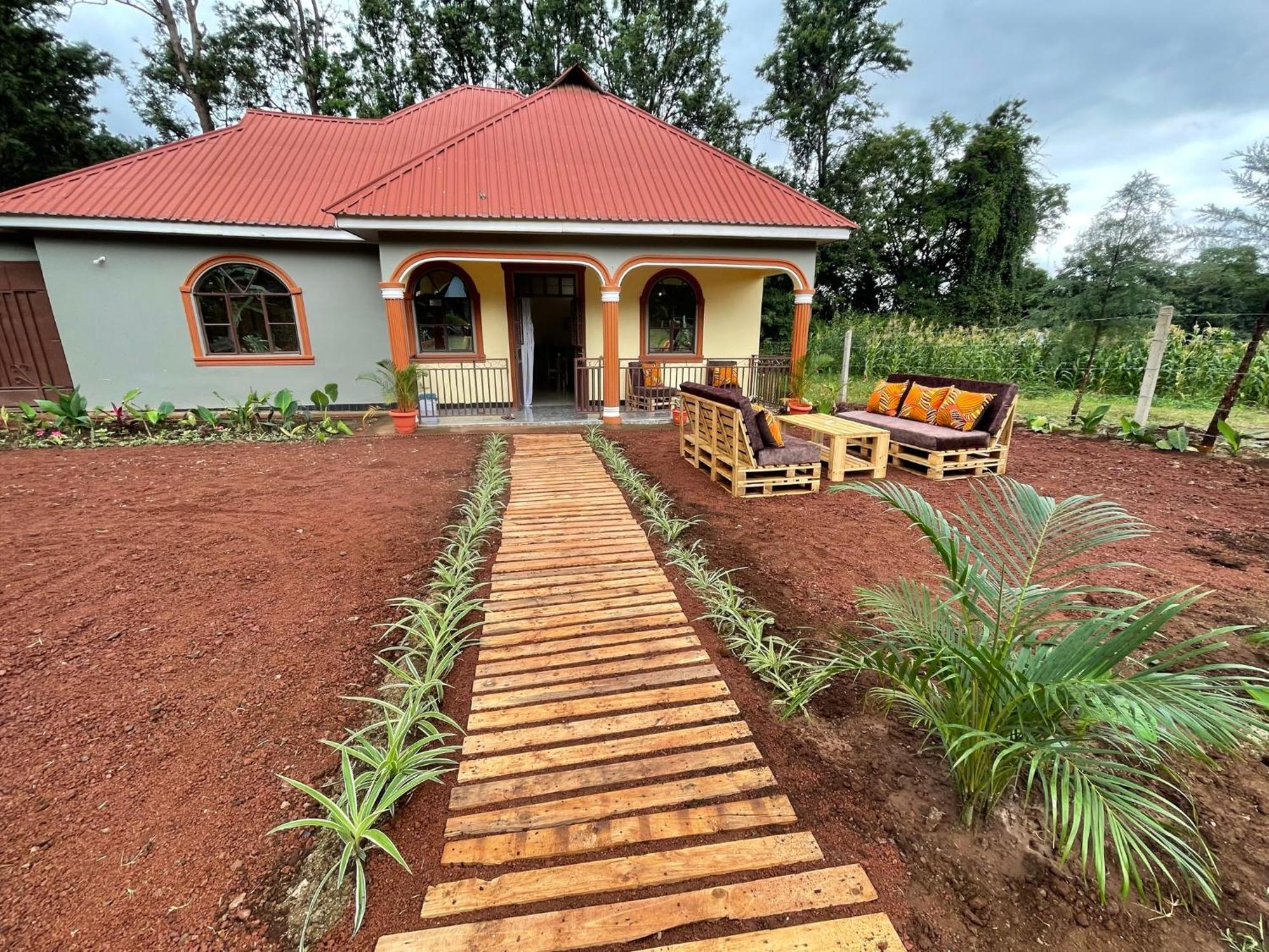 Home Feeling Kilimanjaro Moshi Exterior photo